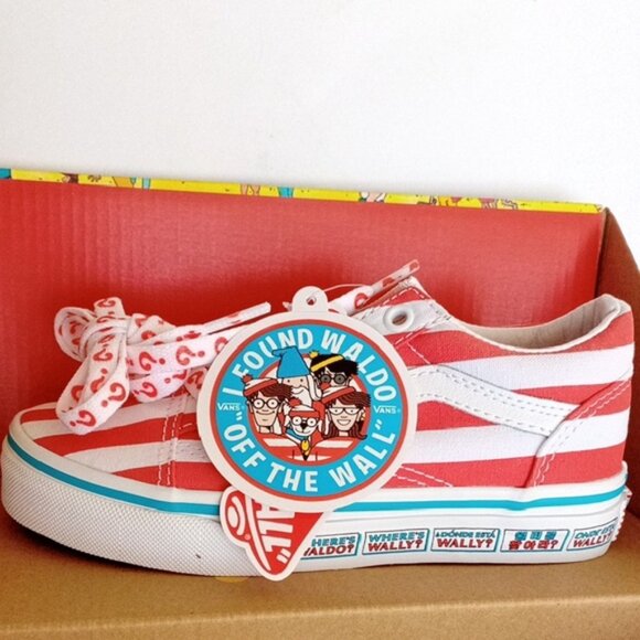 Vans Of The Wall Red and White Stripe Where's Waldo Sneakers Size US Kids 12 - Picture 10 of 14